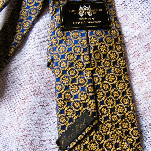 New & Lingwood Silk Tie, Gold/Navy, made in Italy - Picture 4 of 6